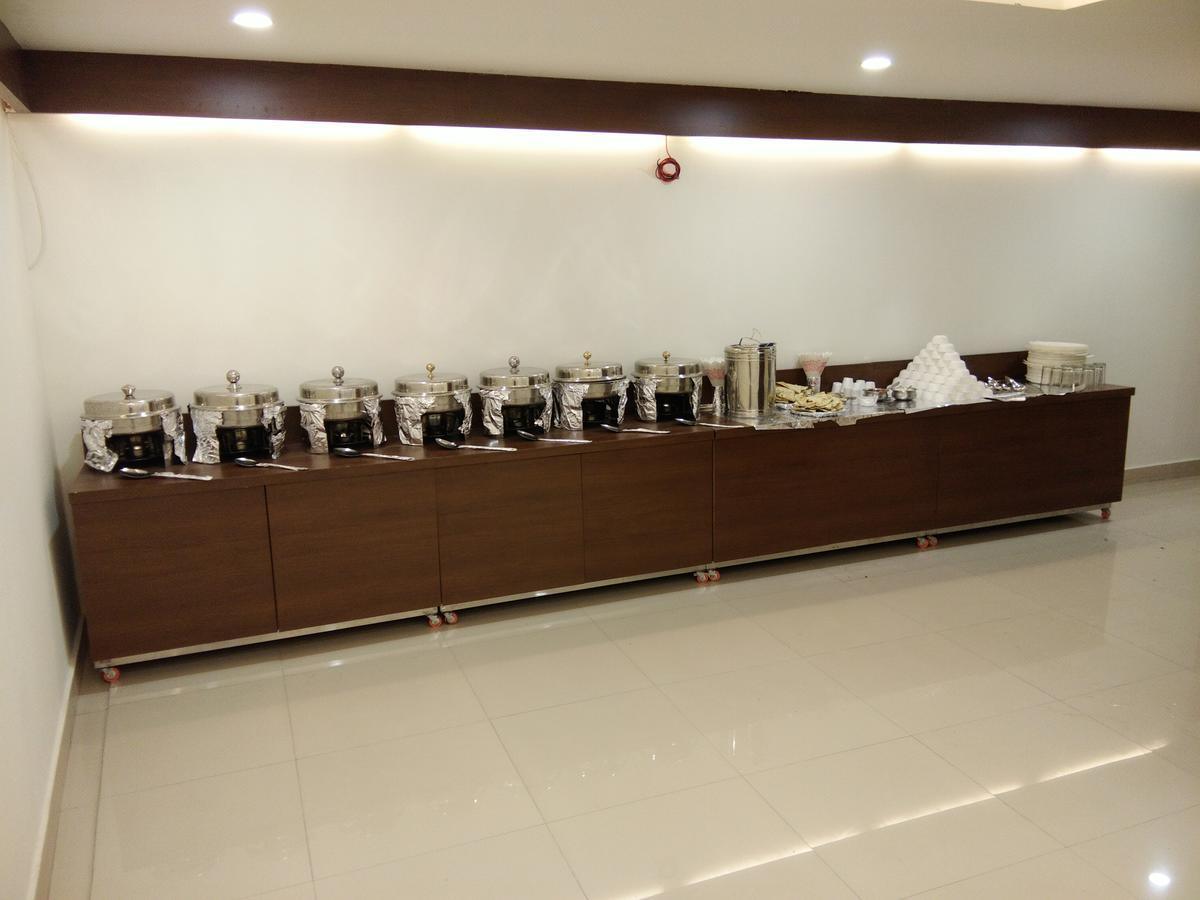 Morya Regency Hamidia Road Hotel Bhopal Exterior photo